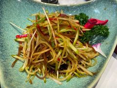 潍县三生-鸢飞潍坊菜馆(鸢飞大酒店)