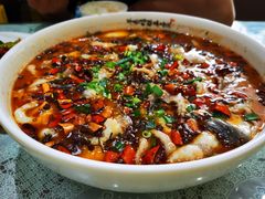 黄金老碗鱼-芳芳餐厅(白沙路店)