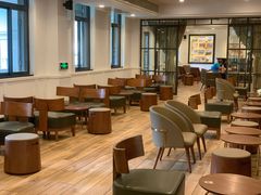 大堂-星巴克臻选(广州沙面店)