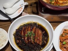 -爱碗亭·鲜炒湖南菜(壹城中心店)