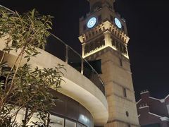 -王府井奥莱临潼小镇(临潼店)
