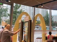 -麦当劳(北苑秋实路店)