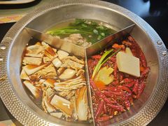 -廖掌柜·重庆鲜货火锅(上海首店)