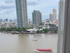 -曼谷湄南河畔华美达广场酒店
