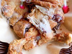 传统香酥鸡-前海沿·青岛菜(大拇指广场石老人店)