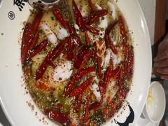 -江渔儿酸菜鱼·拔草餐厅(虎门君乐汇店)