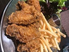蜂蜜鸡翅拼盘-TAMATI(巴黎贝甜韩式西餐厅店)