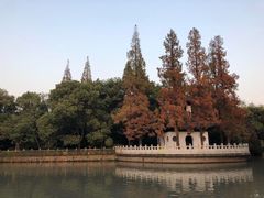 -汇龙潭