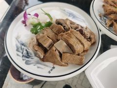 -七的湖·晚芳亭·阳澄湖农家菜·大闸蟹(莲花岛店)