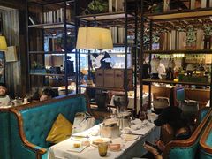 -领鲜活海鲜榴莲自助火锅(东门店)