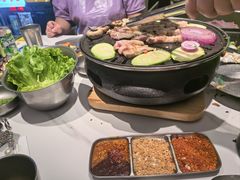 金枪鱼蔬菜沙拉-范儿·嫂子烤肉·精致炭火烤肉(长治路店)