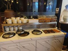 -爱碗亭·鲜炒湖南菜(壹城中心店)