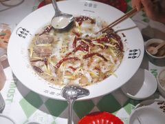 -渔语鱼酸菜鱼新川菜(来福士店)