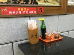 -龙记桂林米粉店(书城路店)