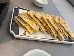 -鑫渔港海鲜本地菜·山海关浑锅(东戴河店)