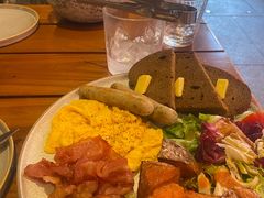 -Brut Eatery悦璞食堂(建国东路店)