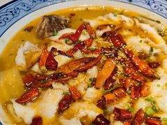 至潮酸菜鲈鱼-至潮餐厅精致粤菜·活鲈鱼·走地鸡(珠江新城店)
