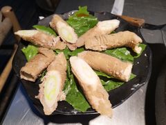-冰冰龙虾·江湖菜·花园江景餐厅