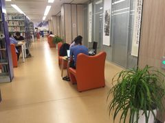 -杭州滨江区图书馆科技分馆