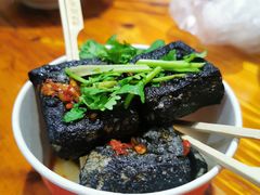 -黑色经典臭豆腐·湖南特产(坡子街店)