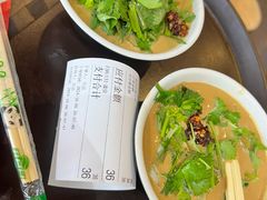 -万记麻辣烫国展总店