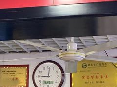 大堂-覃肥叔桂林米粉(粮道街店)