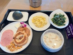 -爱陪伴尊享月子中心(国际店)