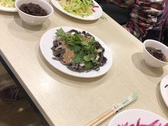 -黑八私房老北京炸酱面