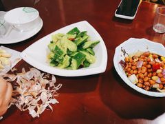 -辰鼎水汇串吧·胶东小船海鲜(平乐园店)