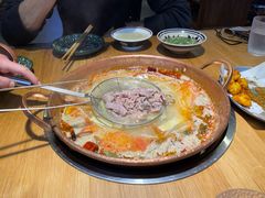 -洱火云南酸菜牛肉火锅(石景山当代商城店)