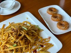 -莲餐厅·湖北菜·潜江小龙虾店(愚园路店)