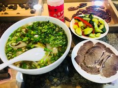 -陇上全荟兰州传统牛肉面(延吉路店)