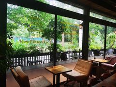 靠窗位-乌托邦咖啡(武侯祠店)