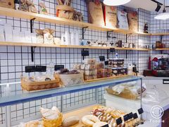-研麦家面包(亚泰华府店)