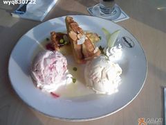 瑞士阳光-哈根达斯(滨江店)
