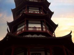 -绳金塔