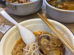 -丽丽三鲜螺蛳粉(田林路店)