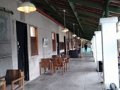 -喜洲吧·江畔老船厂·庭院餐厅(喜临院店)