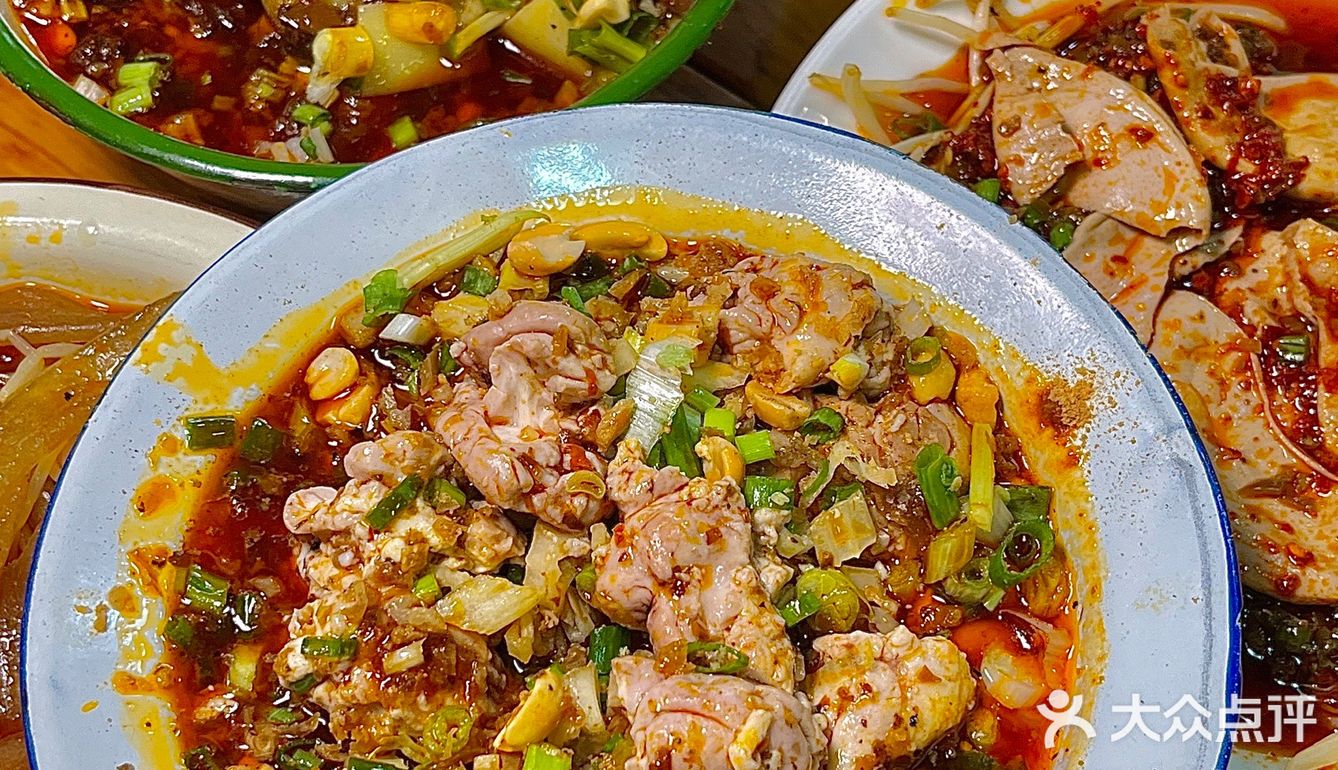 成都！一家靠蛋炒饭🔥出圈的串串