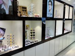 -爱视眼镜(贵州路店)