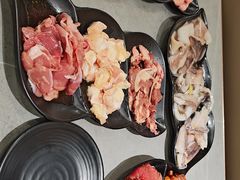 -啊美丽炭火烤肉(滑翔一店)