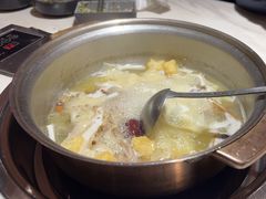 -喃喃椰·糟粕醋·椰子鸡火锅(七堡花园店)