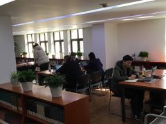 -上海市静安区图书馆(新闸路馆)