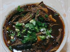 -铭记嘎洒生态鳝鱼(迎春街店)