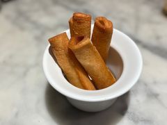 -蝴蝶里·粤菜·点心(龙湖天街&滨江店)