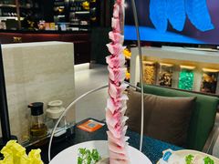 -得意咚瓜·顺德鱼生·冬瓜火锅(深圳首店)