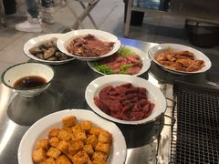 -马路牙子烧烤音乐酒馆(望京店)