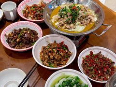 -蛮佬拾·乡里土菜馆(河西王府井店)