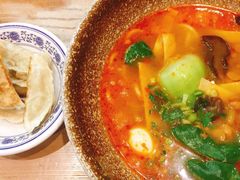 -蒙自源过桥米线(红谷滩万达店)