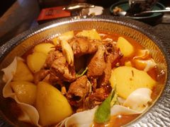 沙湾原始大盘鸡-丝路金桃·新疆菜(徐汇店)